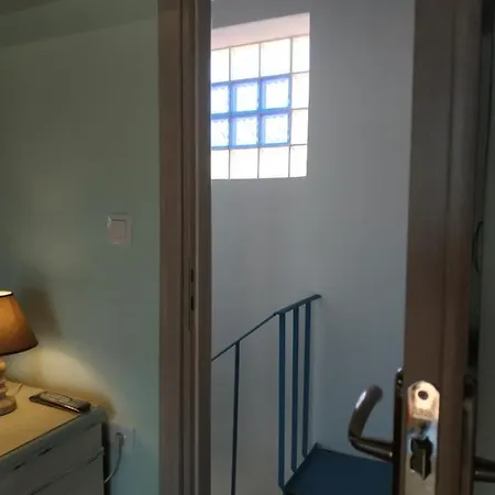 Maria Apartment Aliveri