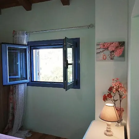 Maria Apartment Aliveri