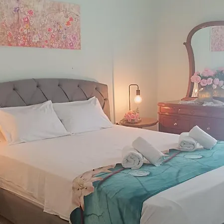 Maria Apartment Aliveri